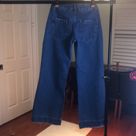 Pretty Little Thing Medium Blue Wide Leg Turn Up Hem Jeans - Picture 11 of 16